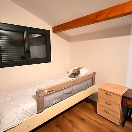 Chalet Barcelonnette, 5 Pieces, 10 Personnes - Fr-1-165a-162 Chalet *