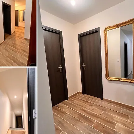 Chalet Barcelonnette, 5 Pieces, 10 Personnes - Fr-1-165a-162 *